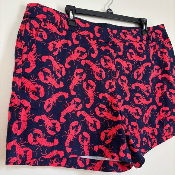 J. Crew Factory Plus Size 16 Navy Red Lobster print classic chino shorts - Picture 5 of 15